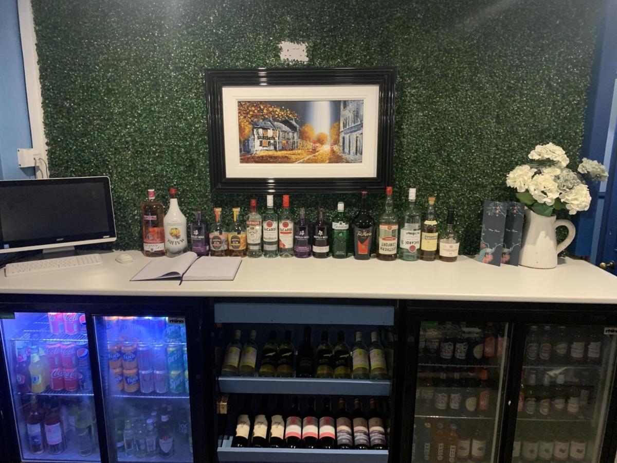 ホテル Maqs Bistro Egremont  エクステリア 写真